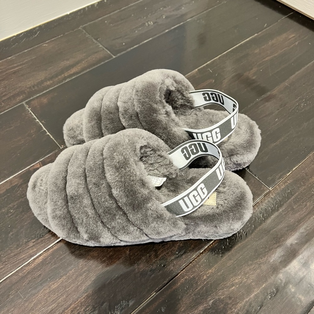 Ugg Slides
